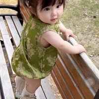 ฟ้าใส ตอนเด็ก