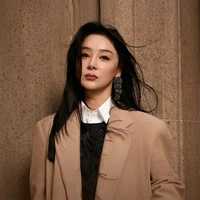 Amy Bruce  ( fl best friend )