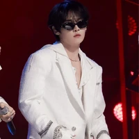 Lee know 