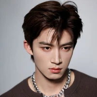 กอล์ฟ(เพื่อน พ.อ)