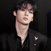 LEE KNOW(A.D)