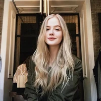 Kania Davidson(adik zivan)