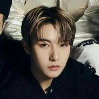 HUANG RENJUN