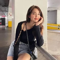 นิณา