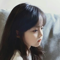 ايميلي/عندما كانت صغيرة