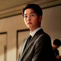 كيونغ يو /والد ايميلي