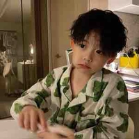 ธีทัศ:ลูกพระเอก