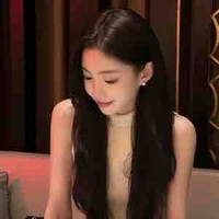 ดาน่า (พี่สาวเดมี่)