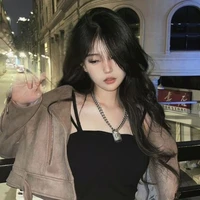 พลอย(น.อ)