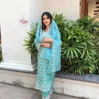 Aina Khan 1( FL )