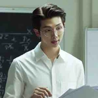 Mr Kim 