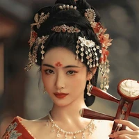 Zhao Xiaomi  •|femme en blanc|•