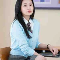 : Kang Su-jin.