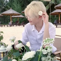 อบอุ่น (นอ.)