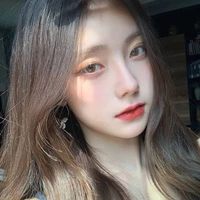 พลอย👑