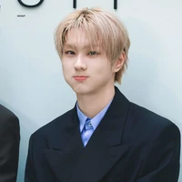 jungwon (ibu jake)