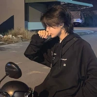 เอลเวส//พี่รหัสจีน่า