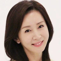 Yuri(ibu Alexa)