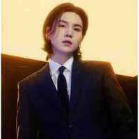 Yoongi Jimins assistant omega 