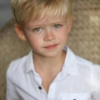 Max Scot 