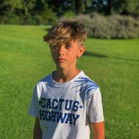 Max (12 años)