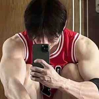 คูนิส [พระเอก]