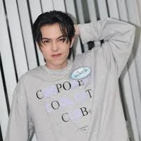 ม่อน