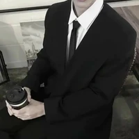 พ่อของไอริสเเละพี่ๆ