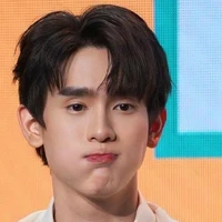 น้ำฝน(เพื่อนนายเอก)