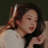 ratu² kim jennie (mommy)