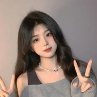 เมษา//เพื่อนของนายเอก