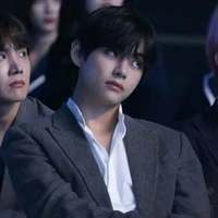 Kim Taehyung (PE)