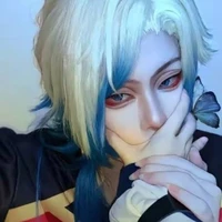 Istri nya Kaiser 😘💅  (Author)