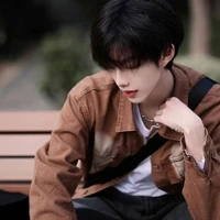 หลี่เจียง🌺[แม่พระเอก]