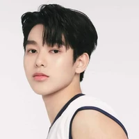 กฤษฎิ์(พี่ชาย น.อ)